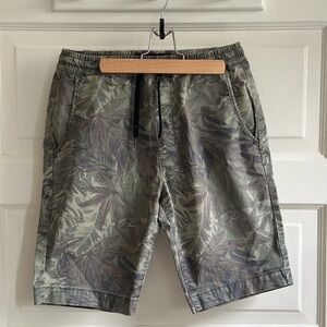 American Eagle Outfitters Green Leaf Athletic Shorts